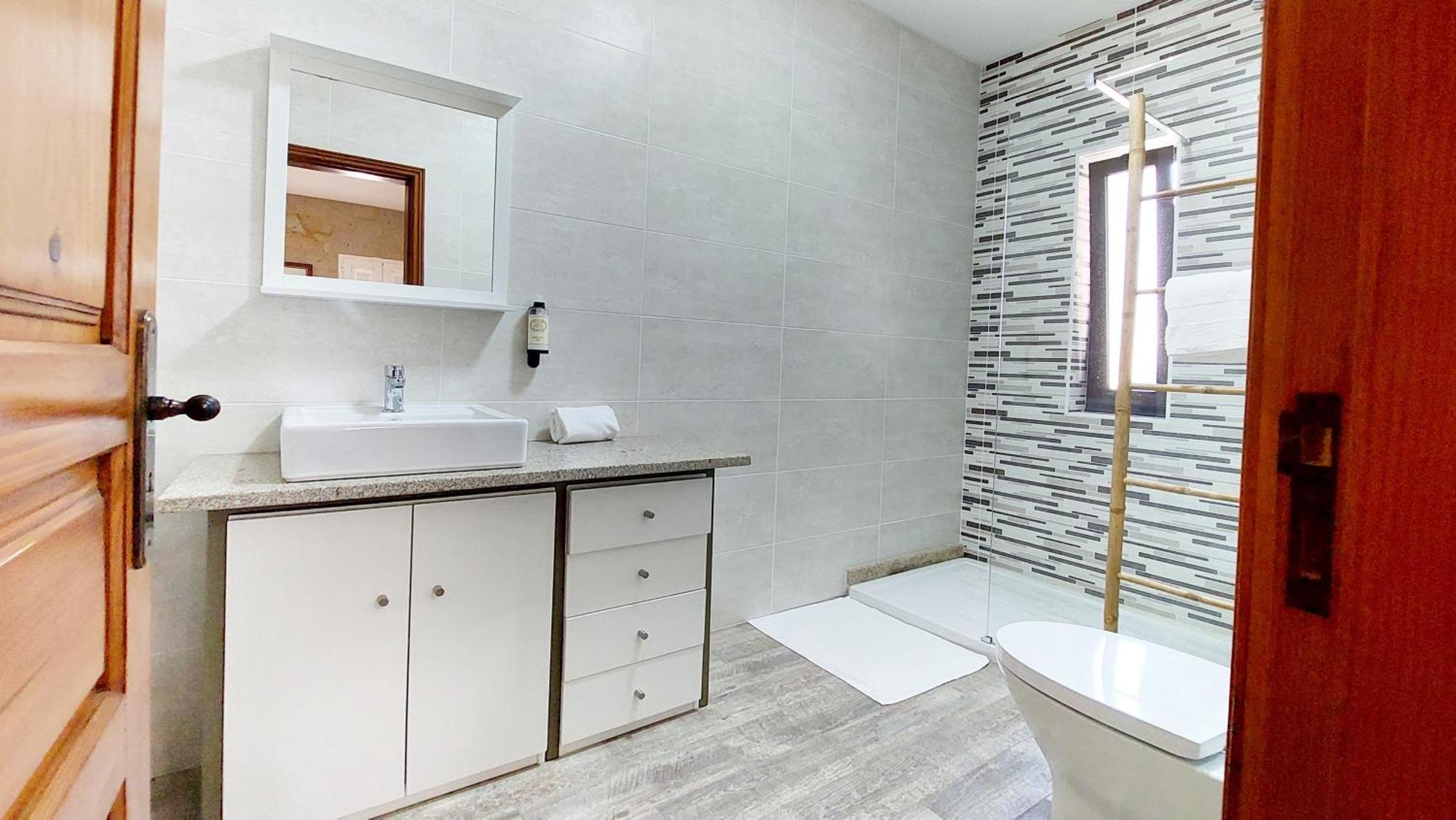Fernandes Guest House Bright Private Suite ปอนเตเดอลิมา ภายนอก รูปภาพ